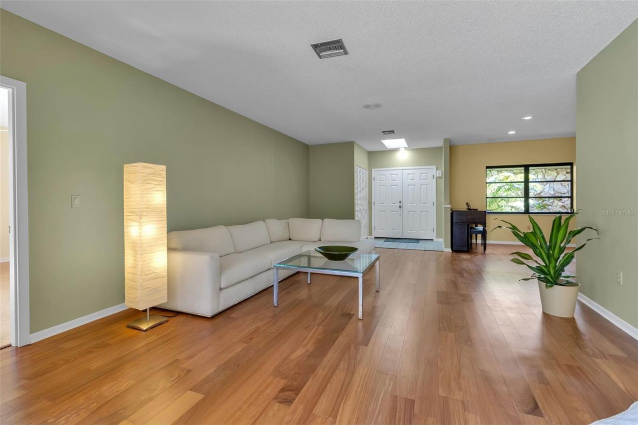 1732 Pine Harrier Circle, Sarasota, FL 34231 Photo