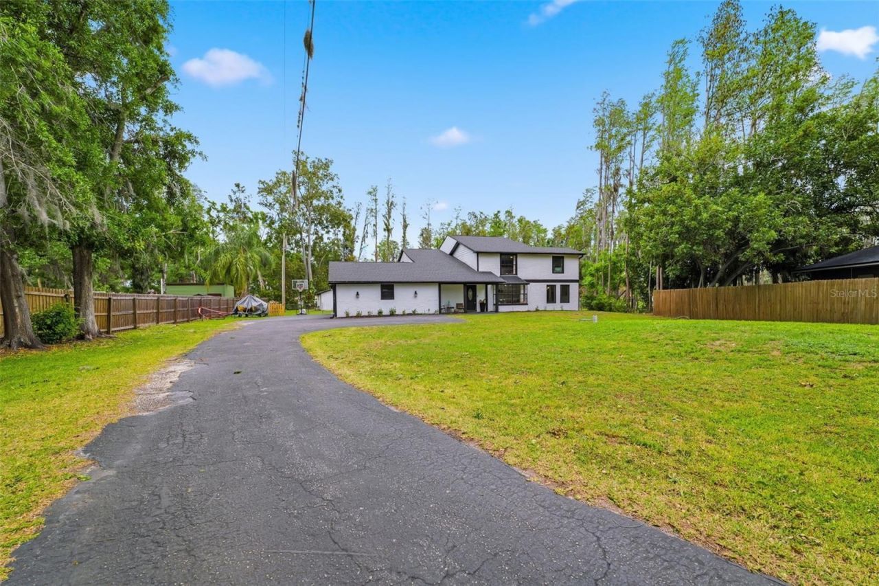 19003 Cedar Lane, Lutz, FL 33548 Photo