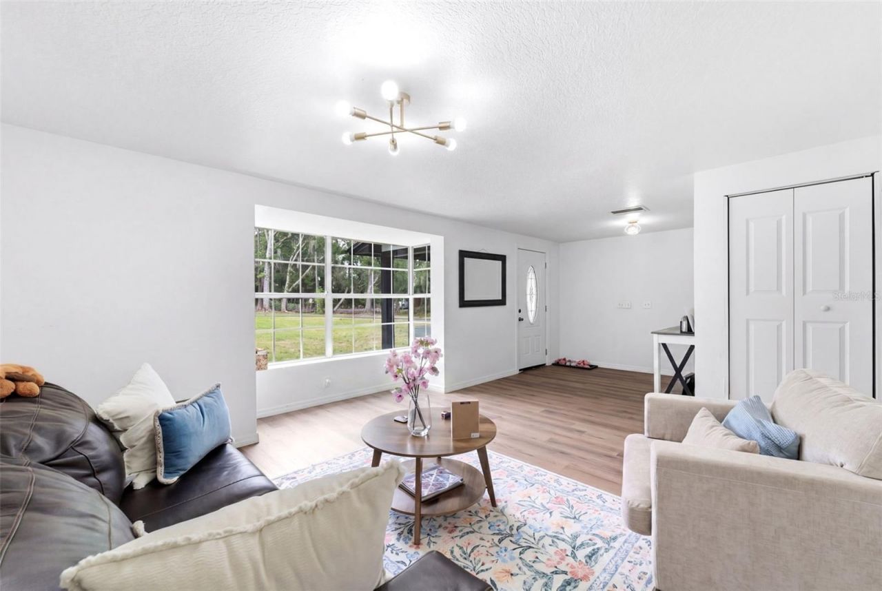 19003 Cedar Lane, Lutz, FL 33548 Photo