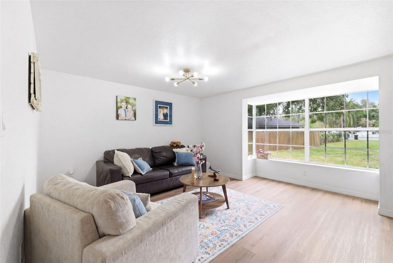 19003 Cedar Lane, Lutz, FL 33548 Photo