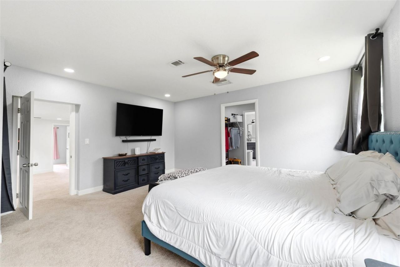 19003 Cedar Lane, Lutz, FL 33548 Photo