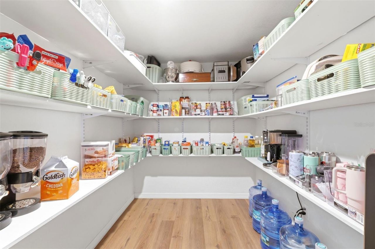 19003 Cedar Lane, Lutz, FL 33548 Photo