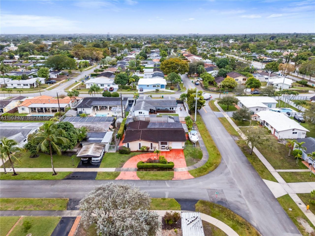 9590 SW 51st Ter, Miami, FL 33165 Photo