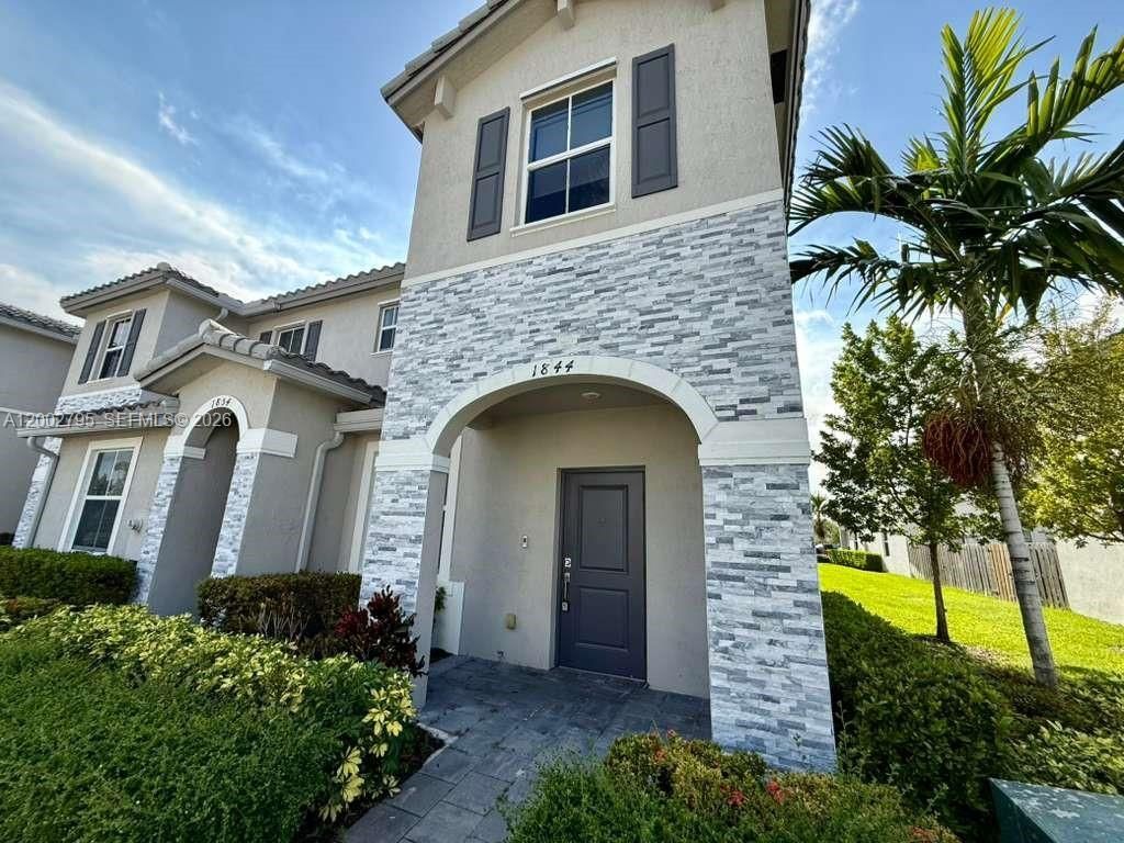 1844 SE 27th Rd, Homestead, FL 33035 Photo