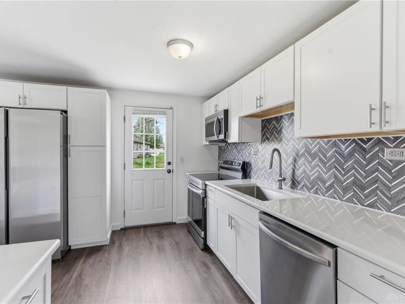 314 Westerly Hills Drive, Englewood, OH 45322 Photo 13