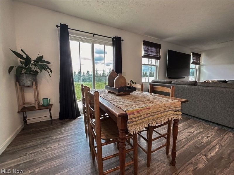 2670 Himelrigh Boulevard, Barberton, OH 44203 Photo 13