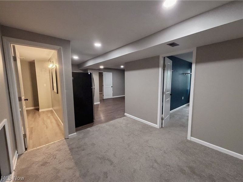 2670 Himelrigh Boulevard, Barberton, OH 44203 Photo 23