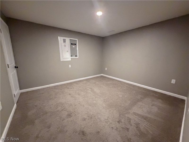2670 Himelrigh Boulevard, Barberton, OH 44203 Photo 28