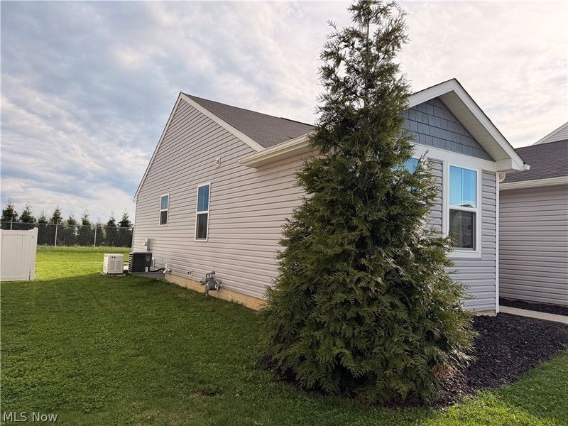 2670 Himelrigh Boulevard, Barberton, OH 44203 Photo 38