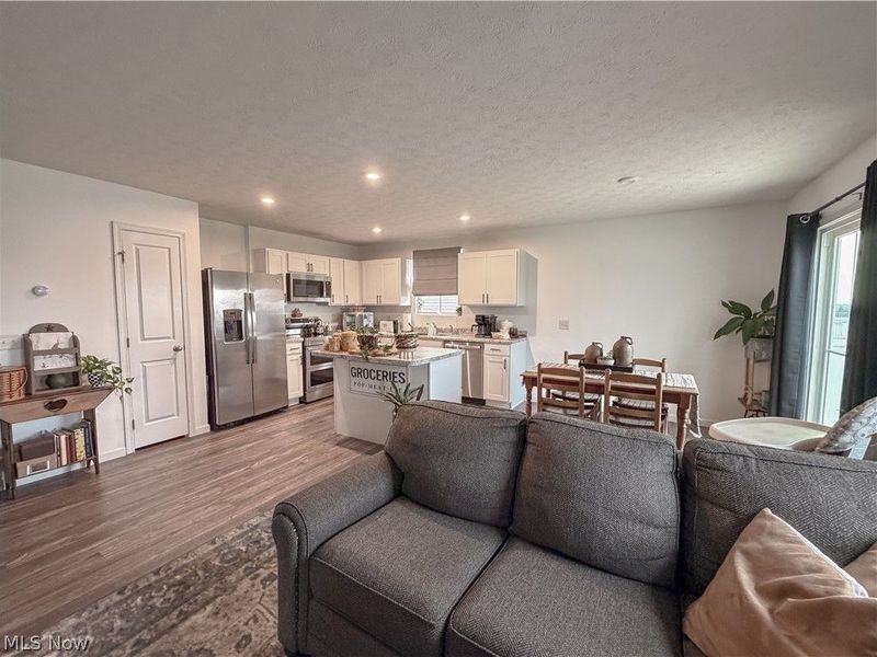 2670 Himelrigh Boulevard, Barberton, OH 44203 Photo 6