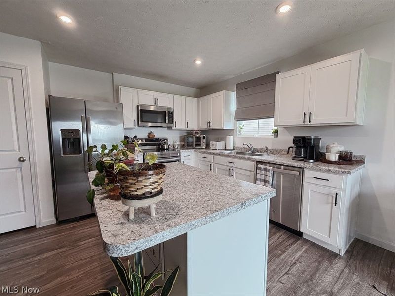 2670 Himelrigh Boulevard, Barberton, OH 44203 Photo 9