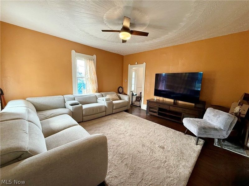 111 9th Street NE, Massillon, OH 44646 Photo 4