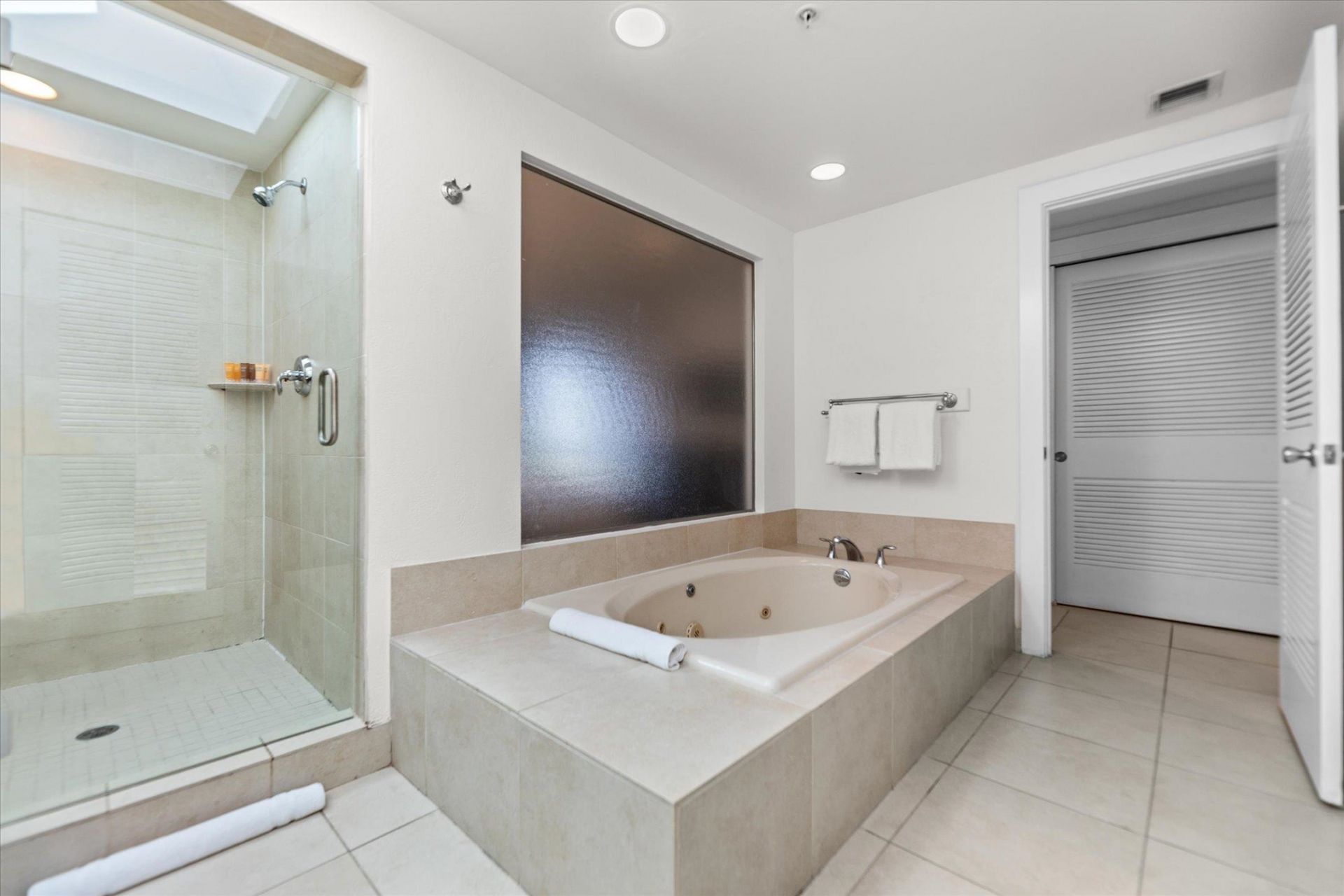 1635 Lands End Vlg, Unit 1635, Captiva, FL 33924 Photo