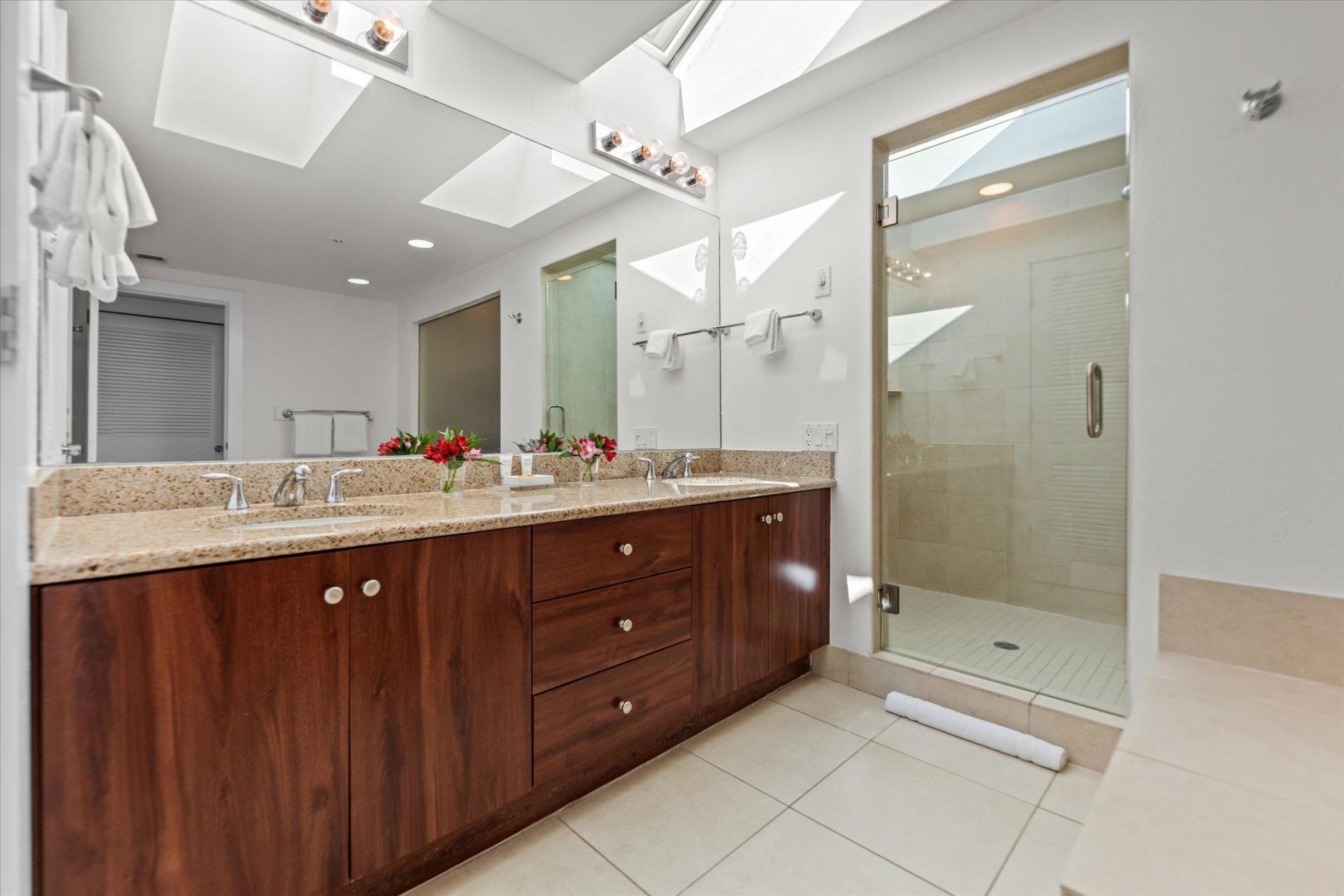 1635 Lands End Vlg, Unit 1635, Captiva, FL 33924 Photo