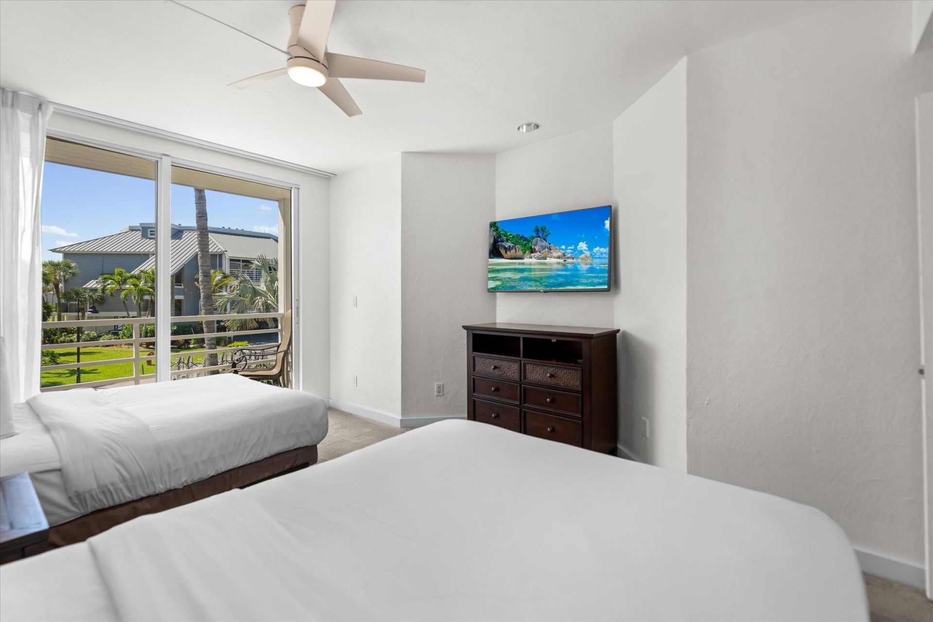 1635 Lands End Vlg, Unit 1635, Captiva, FL 33924 Photo