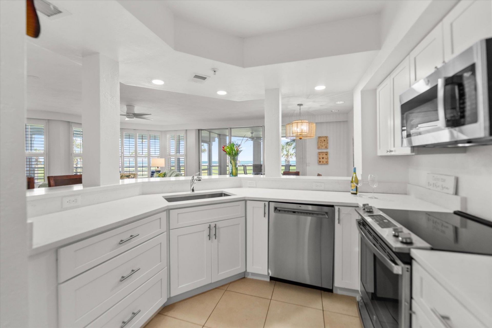 1635 Lands End Vlg, Unit 1635, Captiva, FL 33924 Photo