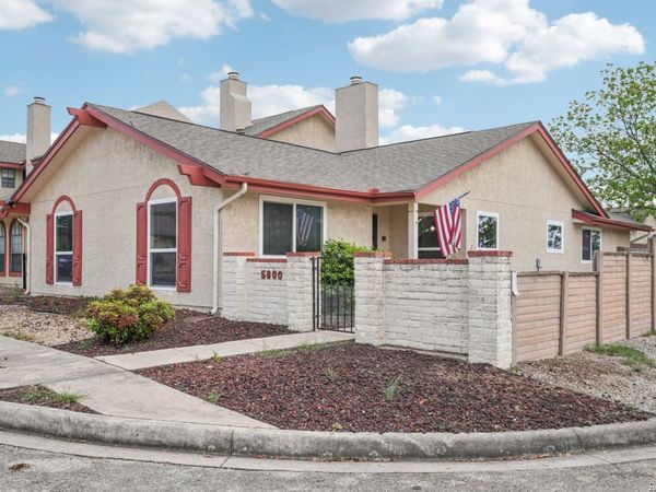 5800 Royal Club, San Antonio, TX 78239