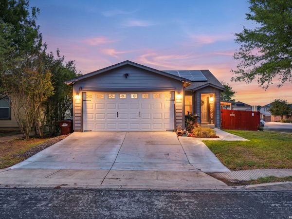 7402 Branching Peak, San Antonio, TX 78244