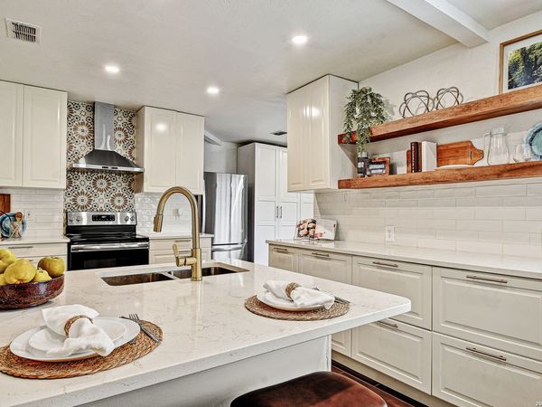 6911 QUAIL LK, San Antonio, TX 78244