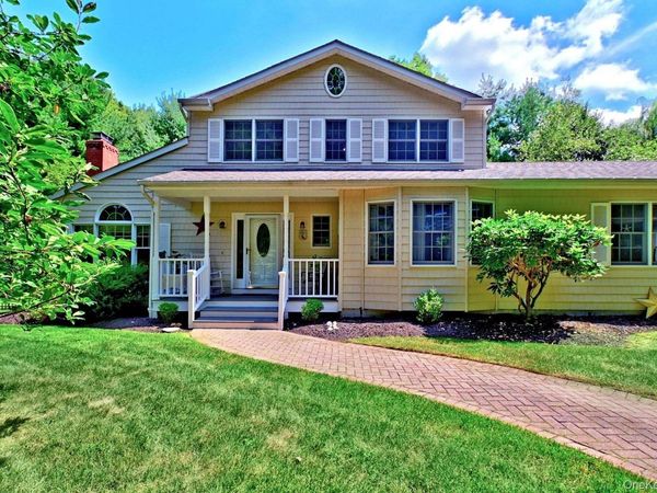 150 N North Woods Drive Drive , Wading River, NY 11792