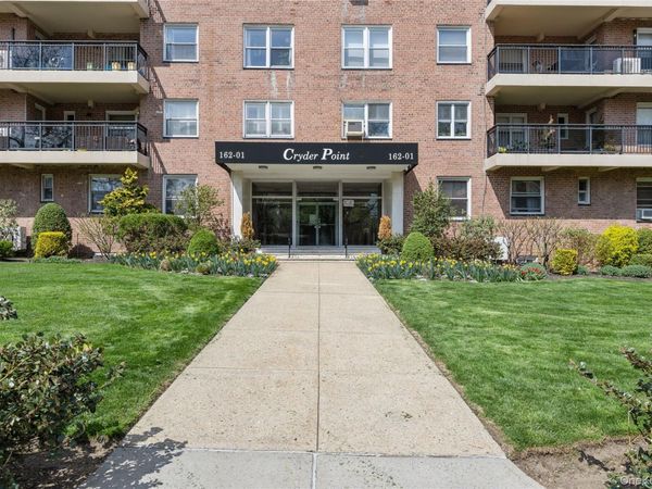 162-01 Powells Cove Boulevard , Unit 5G, Beechhurst, NY 11357