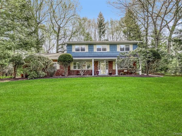 16 Sterling Forest Lane, Suffern, NY 10901