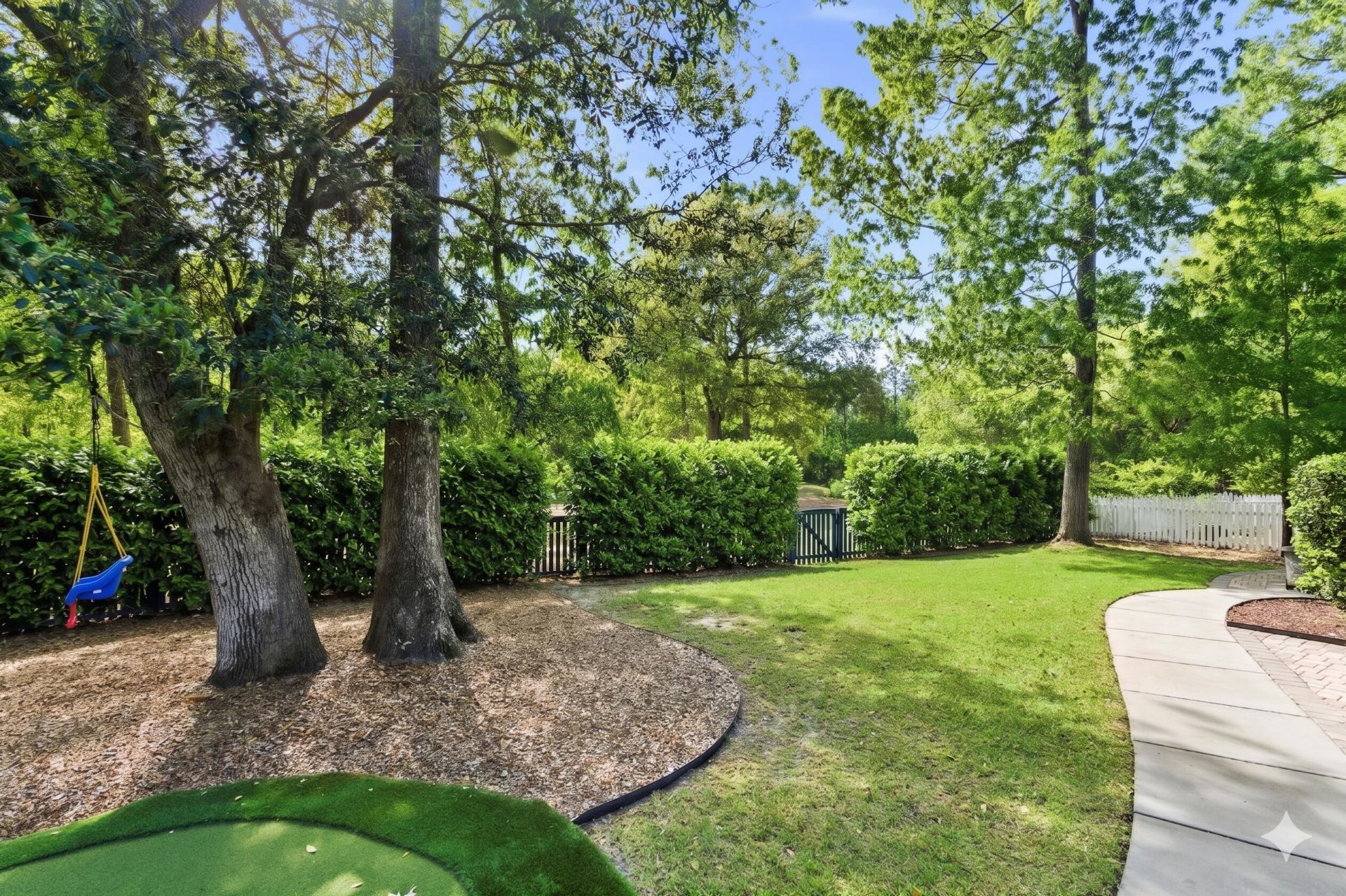 1505 Lindsey Creek Drive Photo 6