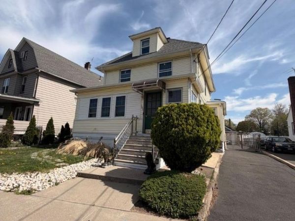 305 Leland Ave, Plainfield, NJ 07062