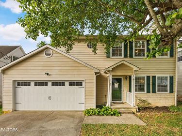 1365 Woodridge Drive, Knoxville, TN 37919