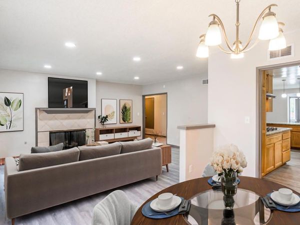 5901 Hanna Avenue, Woodland Hills, CA 91367