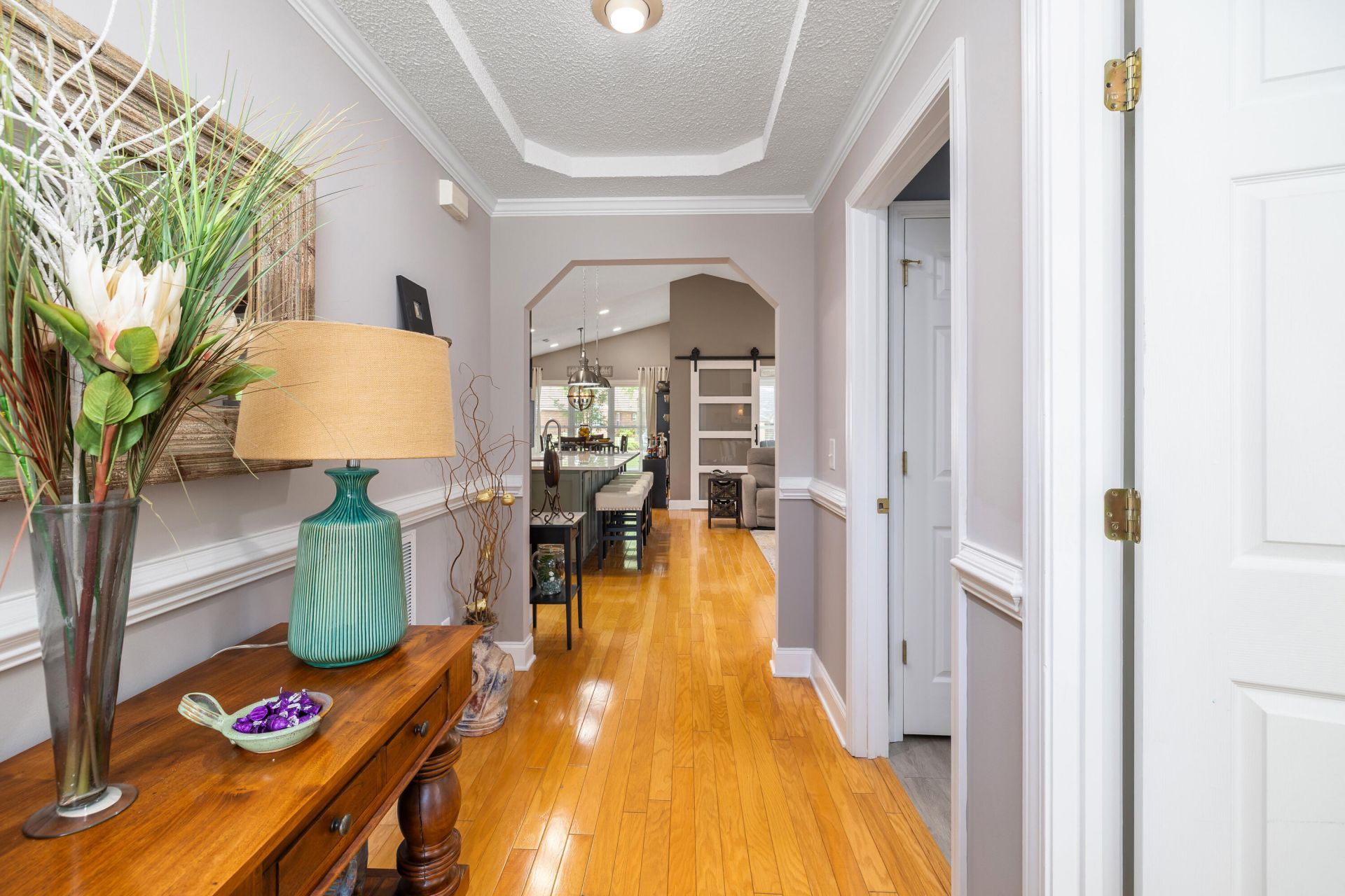 505 Oak Hill Drive Photo 8