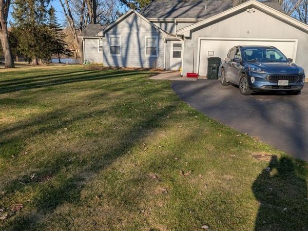 52 Deerpath Road , Deer Park, IL 60010