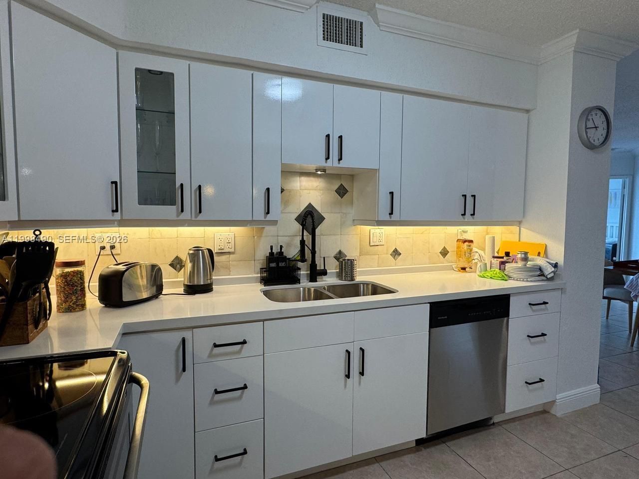 3600 Mystic Pointe Dr, Unit 910, Aventura, FL 33180 Photo