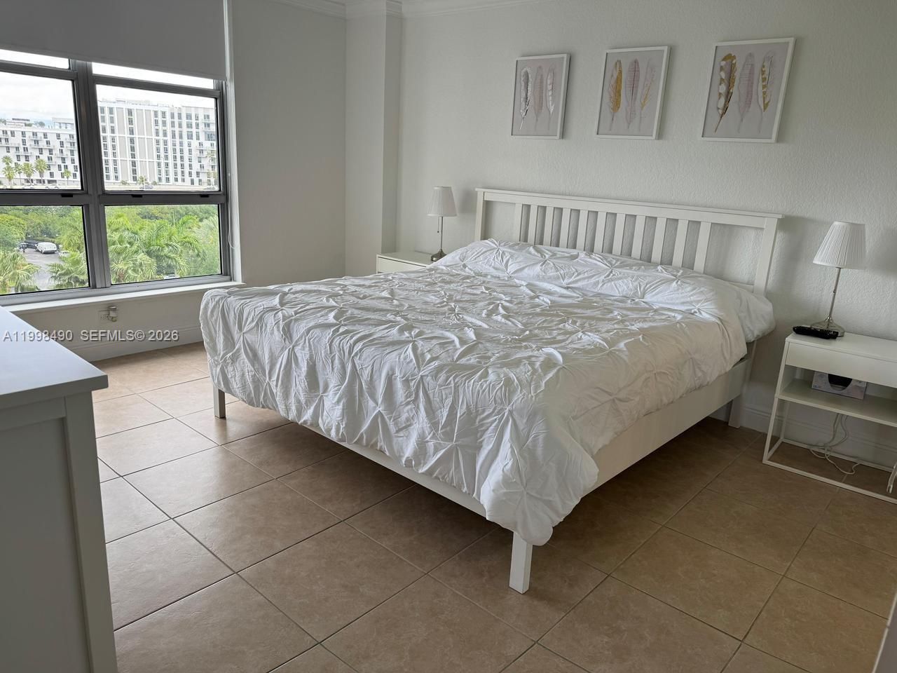 3600 Mystic Pointe Dr, Unit 910, Aventura, FL 33180 Photo
