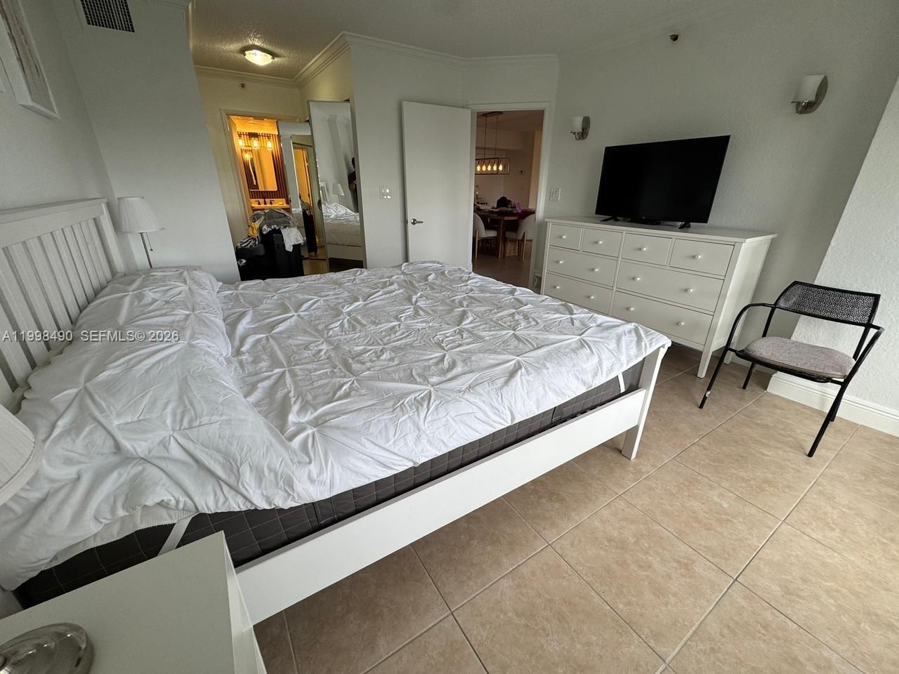 3600 Mystic Pointe Dr, Unit 910, Aventura, FL 33180 Photo