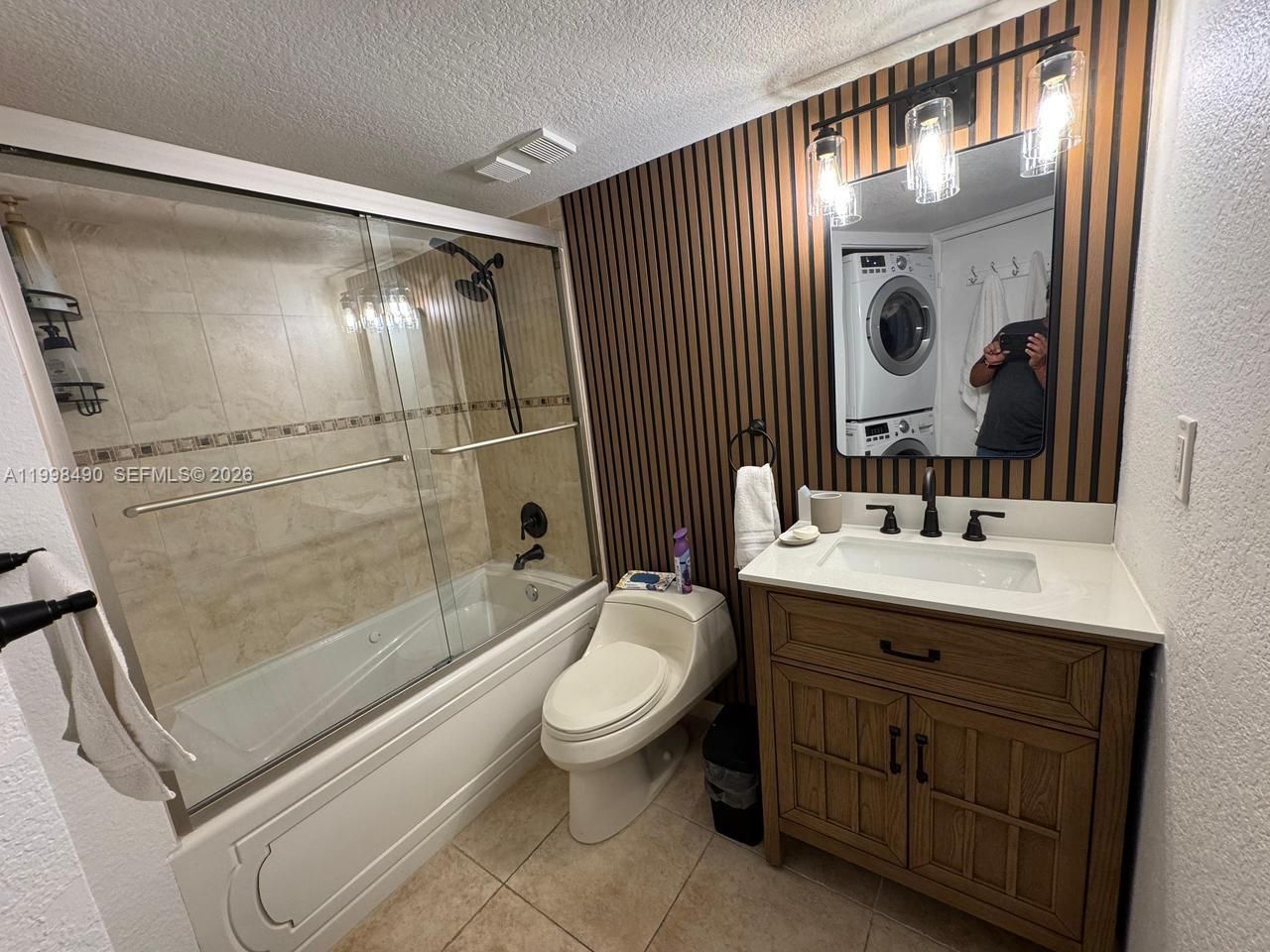 3600 Mystic Pointe Dr, Unit 910, Aventura, FL 33180 Photo