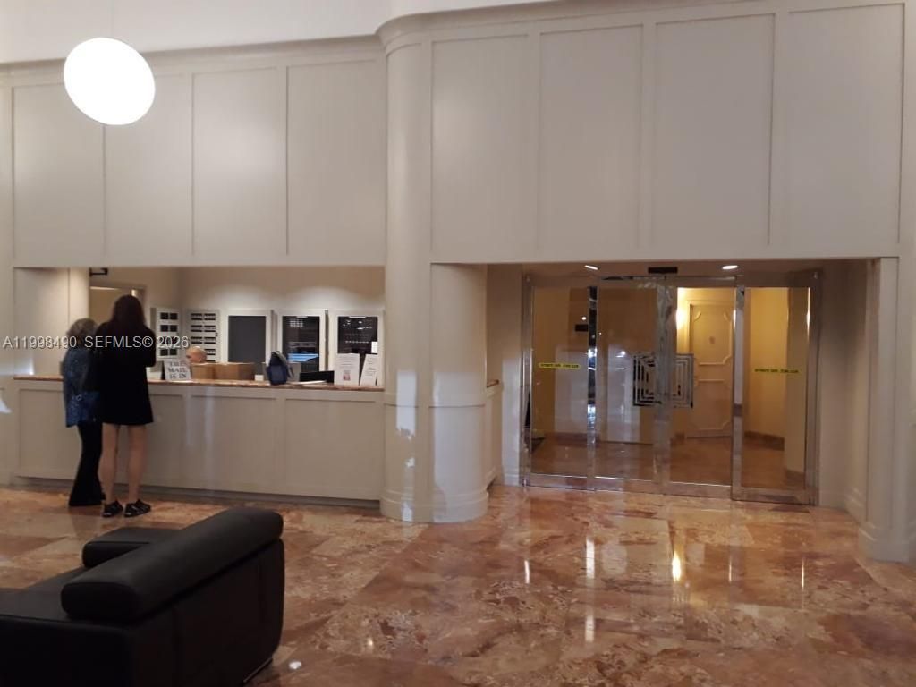 3600 Mystic Pointe Dr, Unit 910, Aventura, FL 33180 Photo
