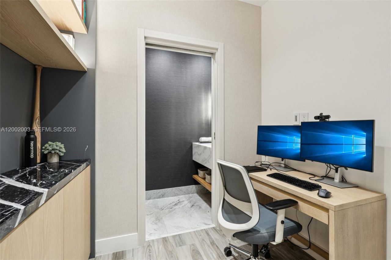 801 S Miami Ave , Unit 4902, Miami, FL 33130 Photo