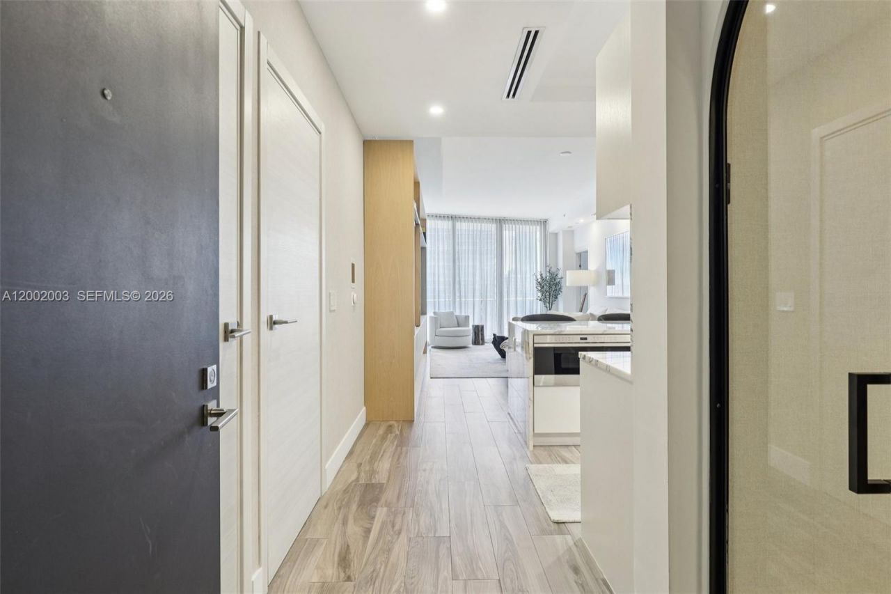 801 S Miami Ave , Unit 4902, Miami, FL 33130 Photo