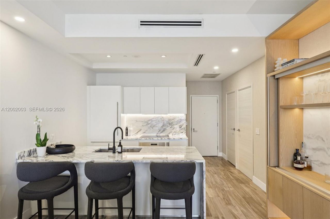 801 S Miami Ave , Unit 4902, Miami, FL 33130 Photo