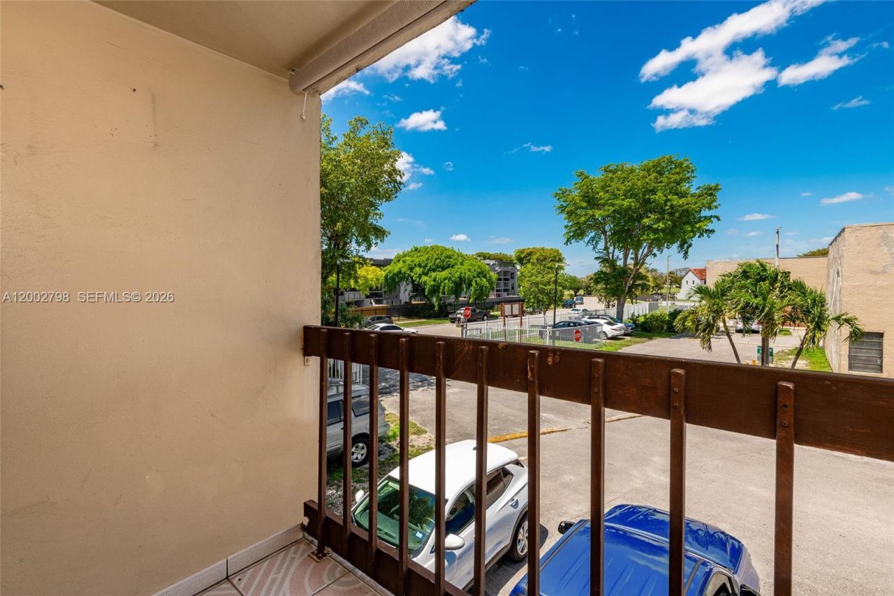 6325 SW 138th Ct, Unit 6325-1, Miami, FL 33183 Photo