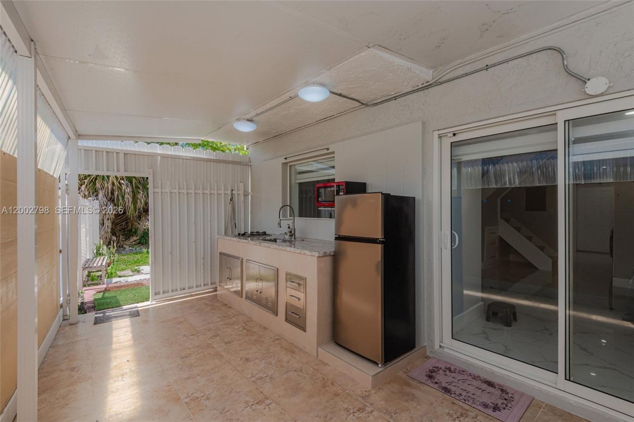 6325 SW 138th Ct, Unit 6325-1, Miami, FL 33183 Photo