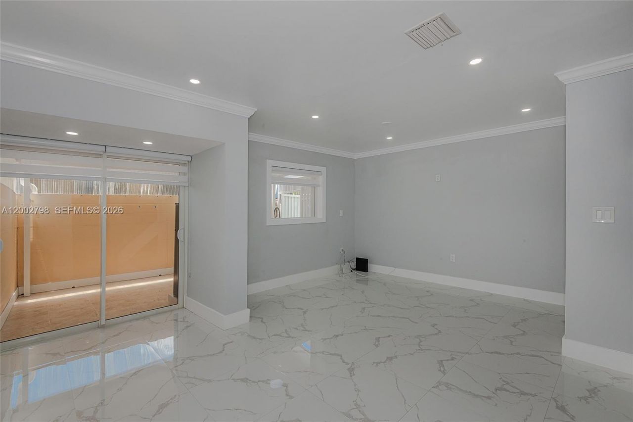 6325 SW 138th Ct, Unit 6325-1, Miami, FL 33183 Photo