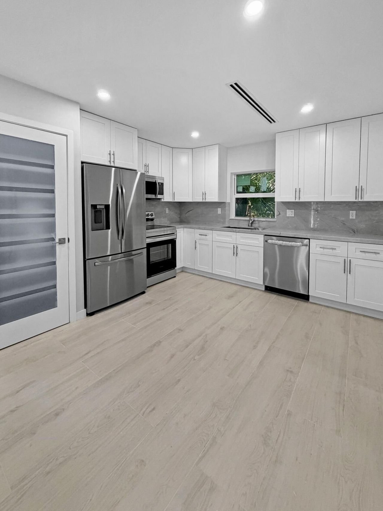 203 Antigua Road, Tavernier, FL 33037 Photo