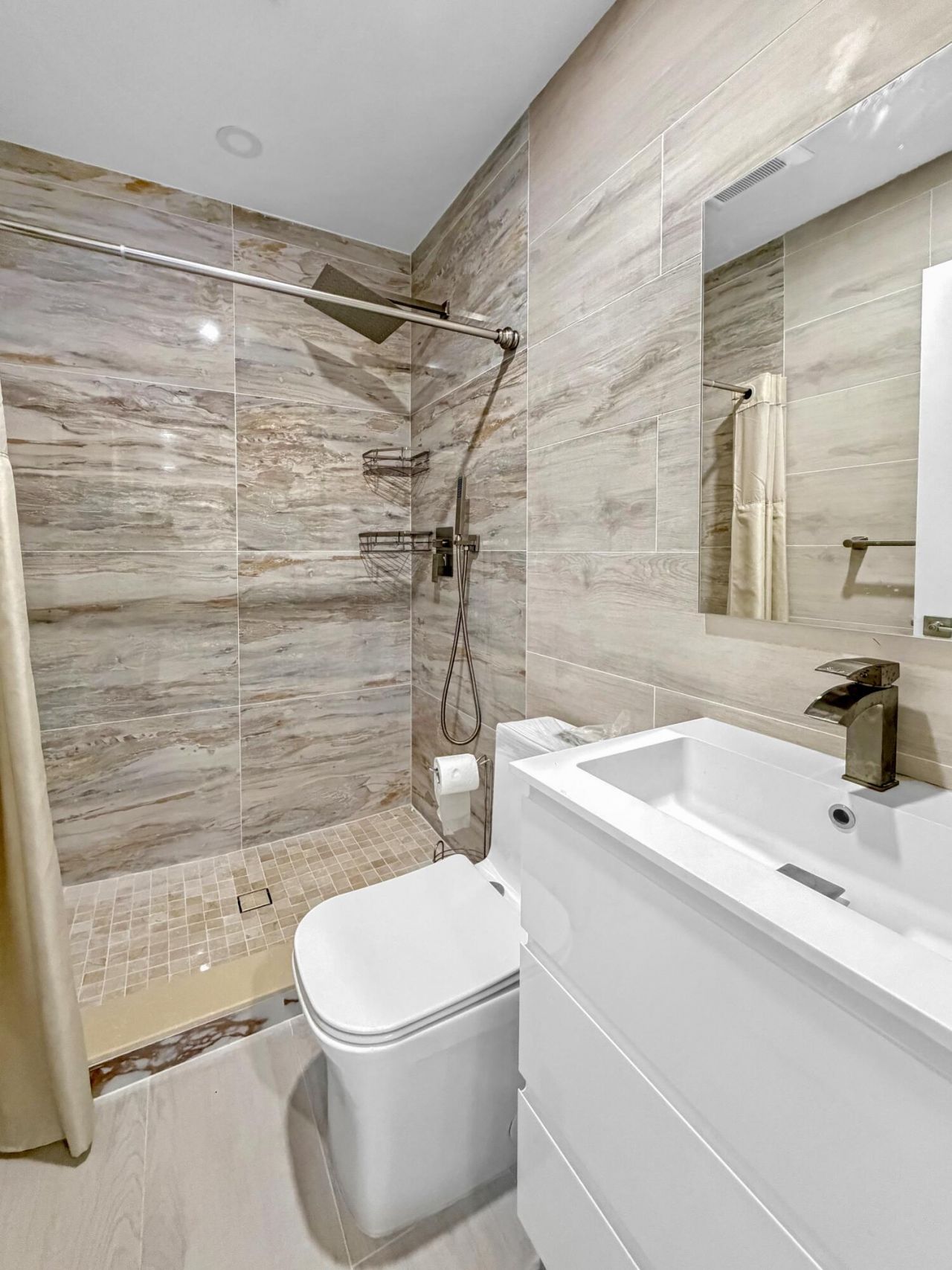 203 Antigua Road, Tavernier, FL 33037 Photo