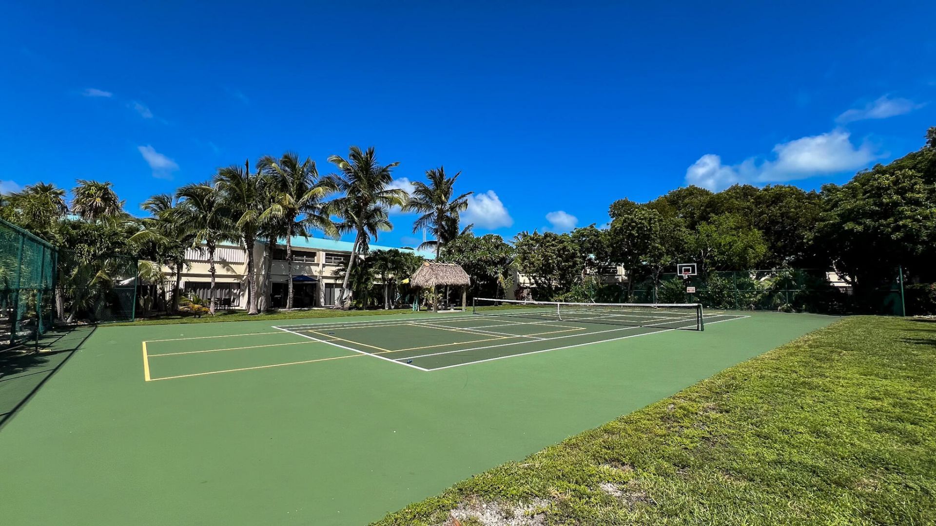 87200 Overseas Highway, Unit M4, Islamorada, FL 33036 Photo