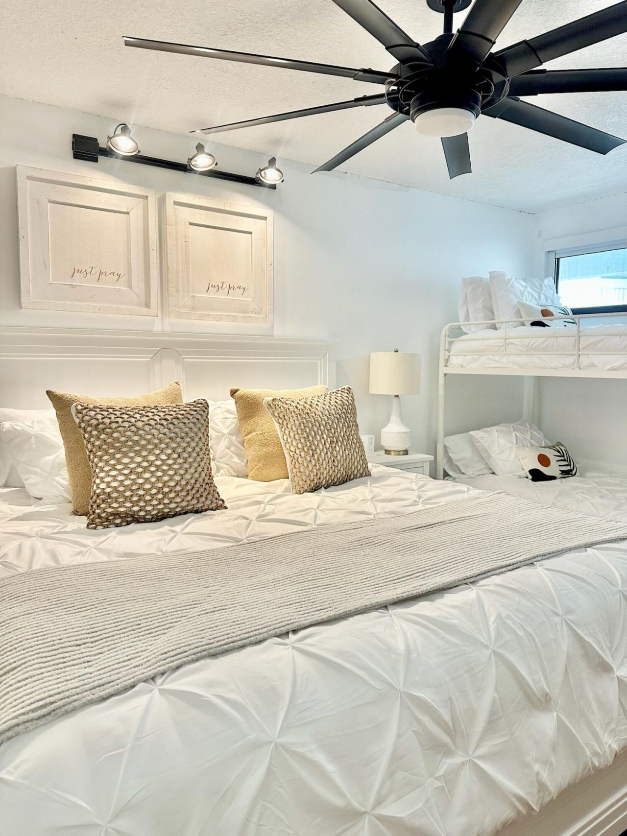 1530 Ocean Bay Drive, Unit 304, Key Largo, FL 33070 Photo