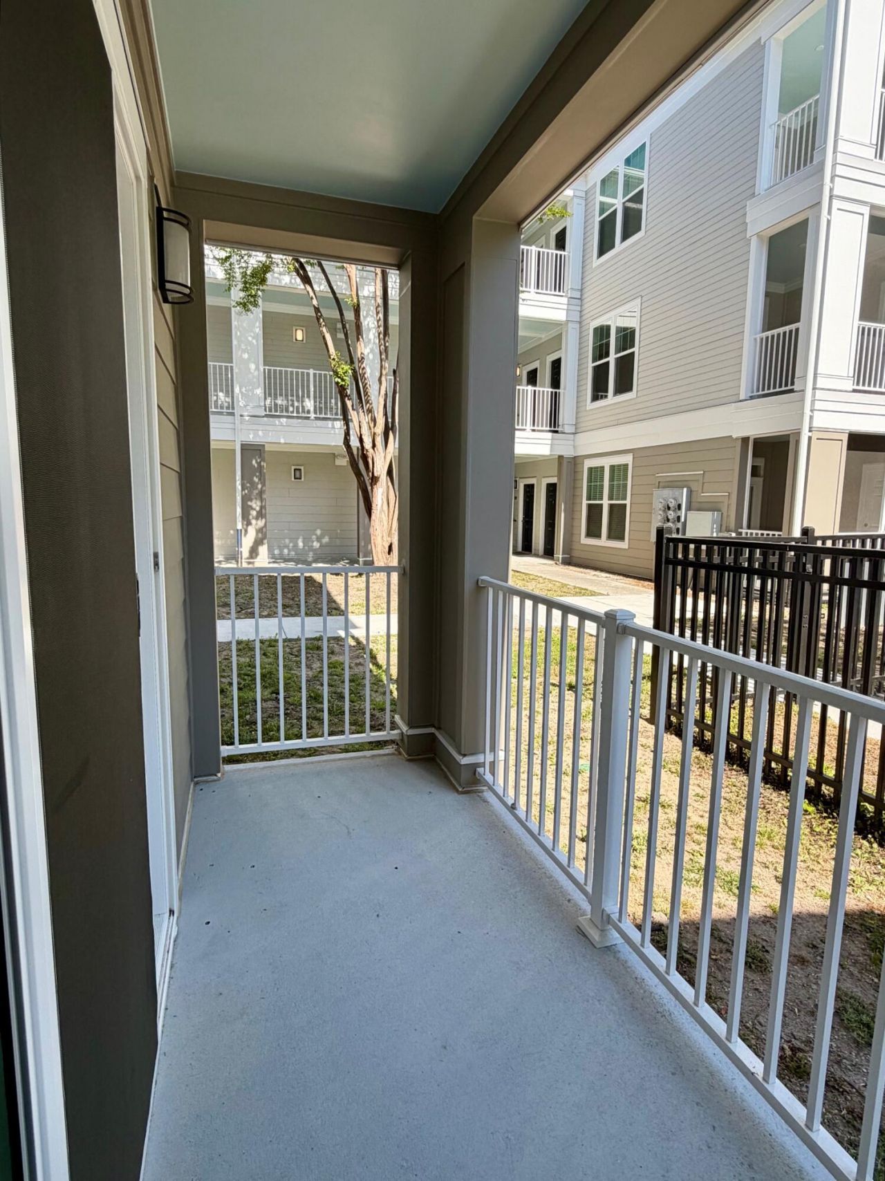 130 River Landing Drive Photo 18