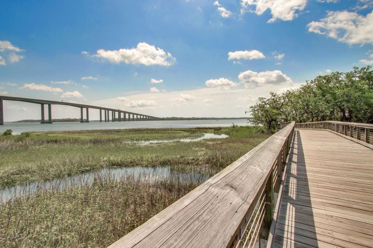 130 River Landing Drive Photo 25