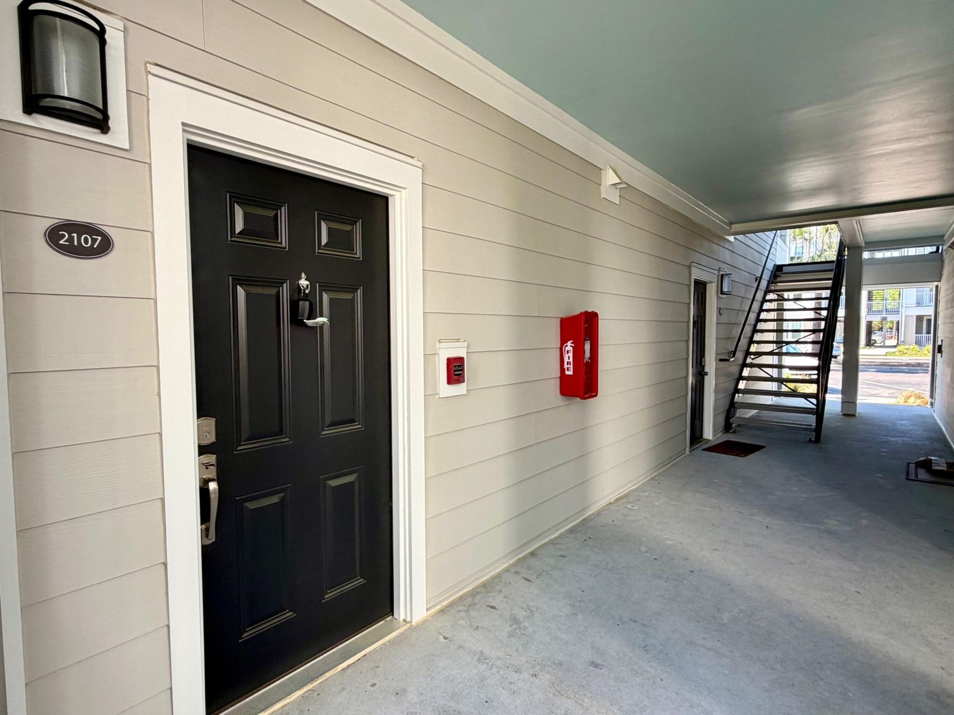 130 River Landing Drive Photo 4